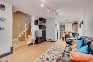 828 N Stiles St, Linden, NJ 07036 - Photo 9