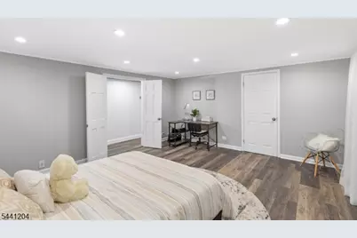 2 Princeton Road, Cranford Township, NJ 07016 - Photo 25