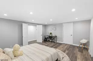 2 Princeton Rd, Cranford Township, NJ 07016 - Photo 25