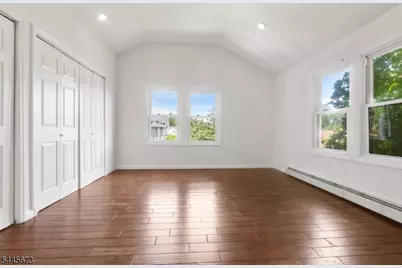 334 Brook Ave, Passaic, NJ 07055 - Photo 21