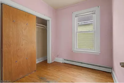 305 Pacific St, Paterson, NJ 07503 - Photo 19