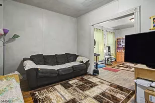 305 Pacific St, Paterson, NJ 07503 - Photo 7