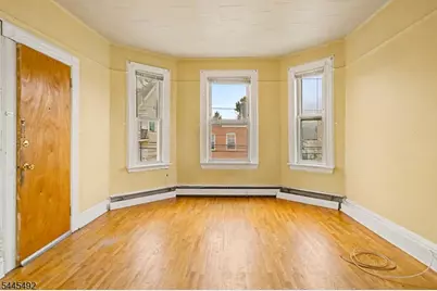 305 Pacific St, Paterson, NJ 07503 - Photo 15