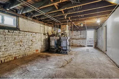 305 Pacific St, Paterson, NJ 07503 - Photo 27