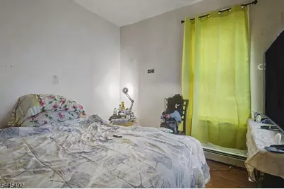 305 Pacific St, Paterson, NJ 07503 - Photo 11