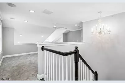 811 Donato Cir, Scotch Plains Township, NJ 07076 - Photo 15
