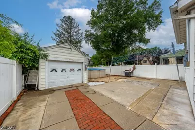 15 Stevens Rd, Belleville, NJ 07109 - Photo 35