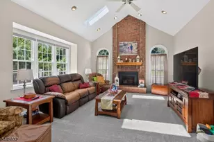 9 Meadow Run Rd, Holland Township, NJ 08848 - Photo 7