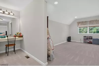 9 Meadow Run Rd, Holland Township, NJ 08848 - Photo 27