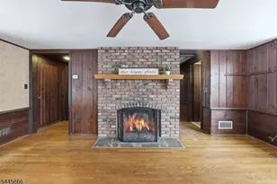 41 Summit Rd, Sparta Township, NJ 07871 - Photo 13