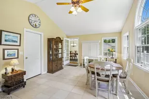 39 Whitney Dr, Berkeley Heights Township, NJ 07922 - Photo 15