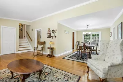 39 Whitney Dr, Berkeley Heights Township, NJ 07922 - Photo 3