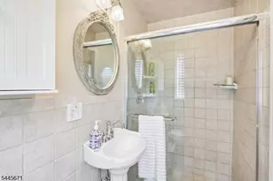 39 Whitney Dr, Berkeley Heights Township, NJ 07922 - Photo 33