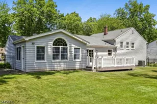 39 Whitney Dr, Berkeley Heights Township, NJ 07922 - Photo 37