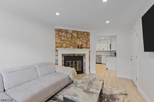 40 Wareham Ct, Scotch Plains Township, NJ 07076 - Photo 3