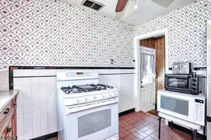 41 Martin Ave, Clifton, NJ 07012 - Photo 13
