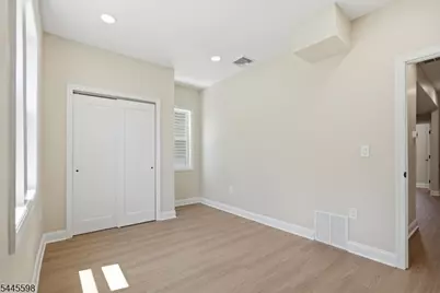 30 Edison St, Bloomfield, NJ 07003 - Photo 15