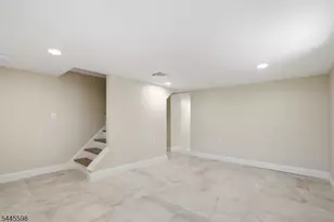 30 Edison St, Bloomfield, NJ 07003 - Photo 29