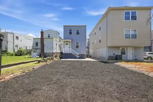 30 Edison St, Bloomfield, NJ 07003 - Photo 35