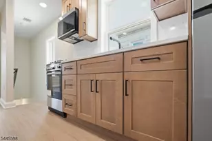 30 Edison St, Bloomfield, NJ 07003 - Photo 15