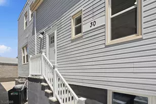 30 Edison St, Bloomfield, NJ 07003 - Photo 35