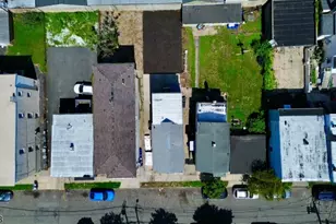 30 Edison St, Bloomfield, NJ 07003 - Photo 3