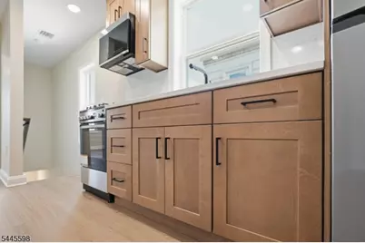 30 Edison St, Bloomfield, NJ 07003 - Photo 19