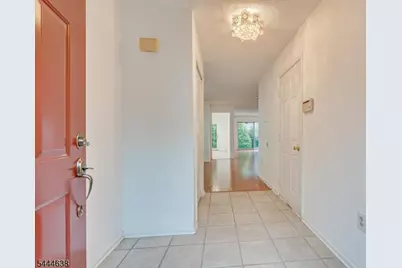 2103 Ackmen Ct, Bridgewater, NJ 08807 - Photo 5