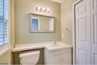 2103 Ackmen Ct, Bridgewater, NJ 08807 - Photo 15