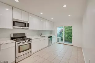 2103 Ackmen Ct, Bridgewater, NJ 08807 - Photo 9