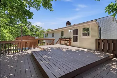 307 Nariticong Ave, Hopatcong, NJ 07843 - Photo 31