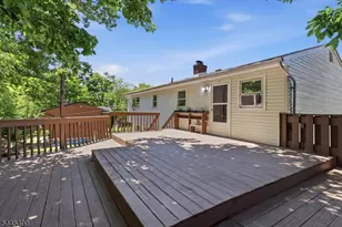 307 Nariticong Ave, Hopatcong, NJ 07843 - Photo 31