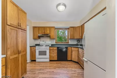 1065 Papen Rd, Bridgewater, NJ 08807 - Photo 11