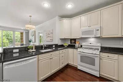 467 Victoria Drive, Bridgewater Twp., NJ 07920 - Photo 9