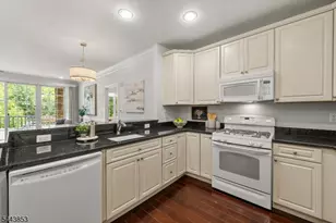 467 Victoria Dr, Bridgewater Twp., NJ 07920 - Photo 9