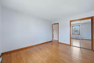 10 N Washington Ave, Woodbridge Township, NJ 07067 - Photo 9