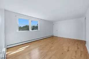 10 N Washington Ave, Woodbridge Township, NJ 07067 - Photo 21