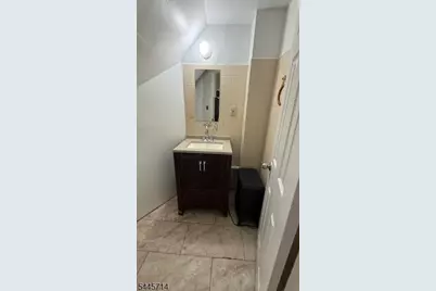 407 Jefferson Ave, Elizabeth, NJ 07201 - Photo 7