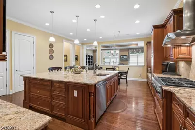 10 Johns Drive, Warren Township, NJ 07059 - Photo 5