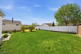 128 Livingston Rd, Linden, NJ 07036 - Photo 19