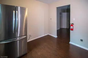 18 The Crescent, Montclair, NJ 07042 - Photo 3