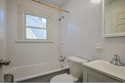 15 Hilltop Pl #2, Montclair, NJ 07042 - Photo 9