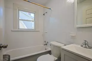 15 Hilltop Pl, Montclair, NJ 07042 - Photo 9