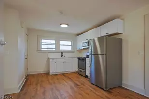 15 Hilltop Pl, Montclair, NJ 07042 - Photo 1