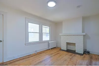 15 Hilltop Pl #2, Montclair, NJ 07042 - Photo 3