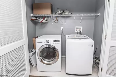 49 Stuyvesant Ave #16, Lyndhurst Township, NJ 07071 - Photo 27