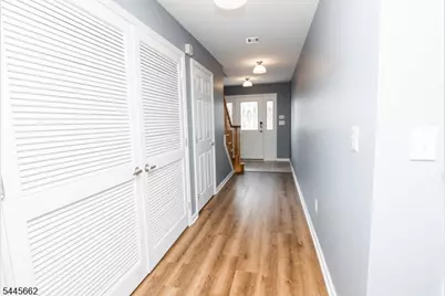 49 Stuyvesant Ave #16, Lyndhurst Township, NJ 07071 - Photo 23