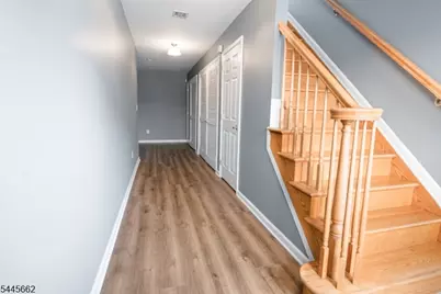 49 Stuyvesant Ave #16, Lyndhurst Township, NJ 07071 - Photo 19