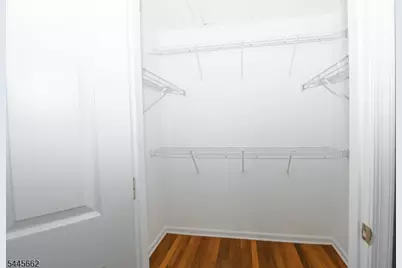 49 Stuyvesant Ave #16, Lyndhurst Township, NJ 07071 - Photo 13