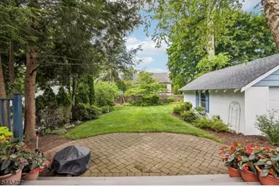 11 Woodward Ave, Bloomingdale, NJ 07403 - Photo 37